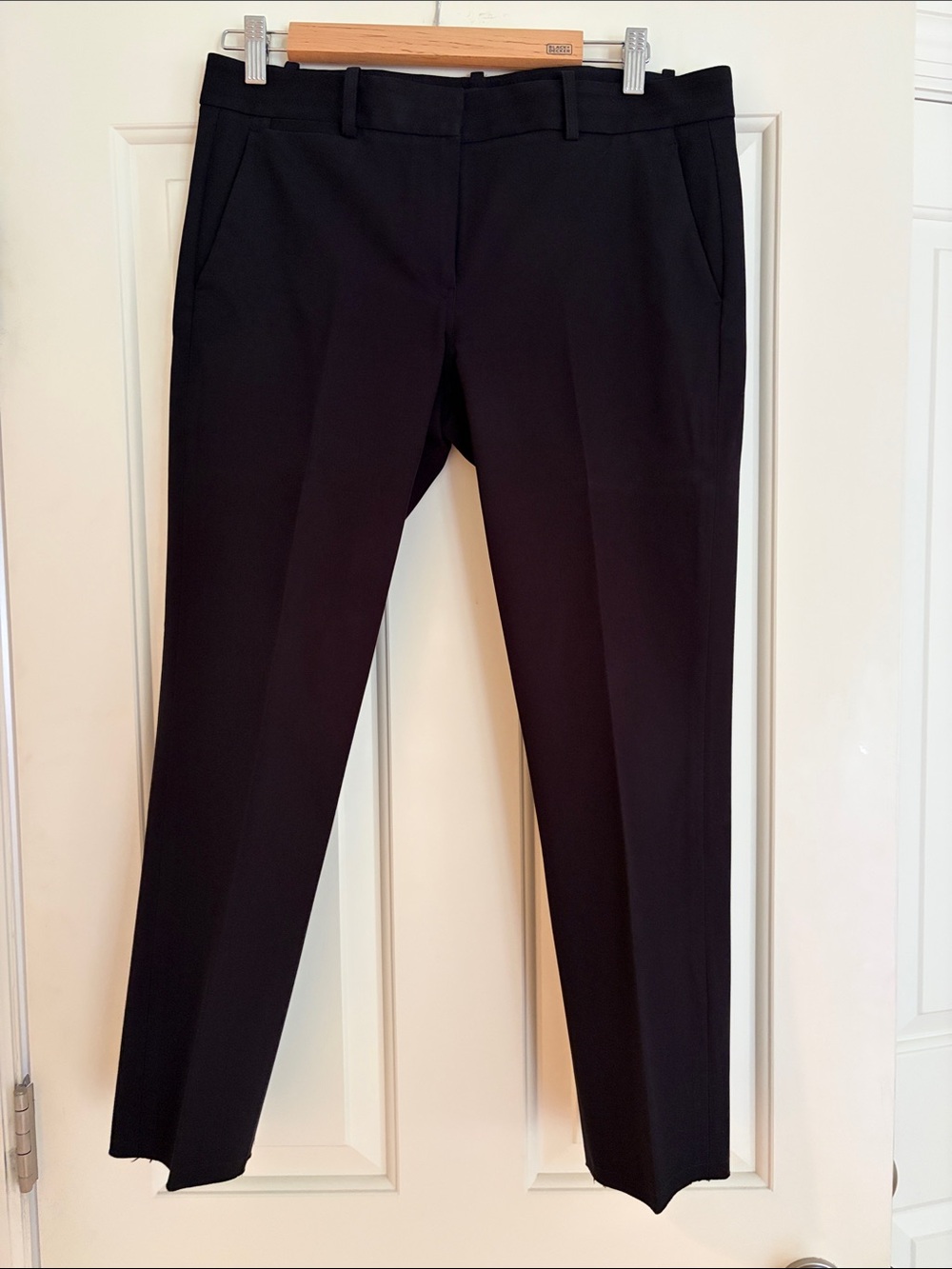 Theory Mid-Rise Cropped Black Dress Pants - Classic Slim Fit